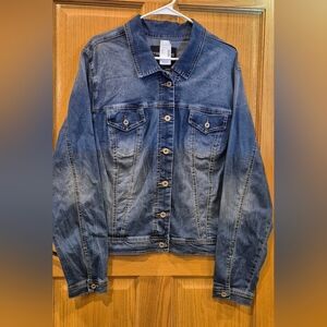 Maurices Women's Size 3 Blue Denim Jacket NWT
